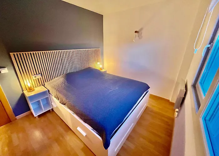 Superbe appartement rénové, résidence avec piscine