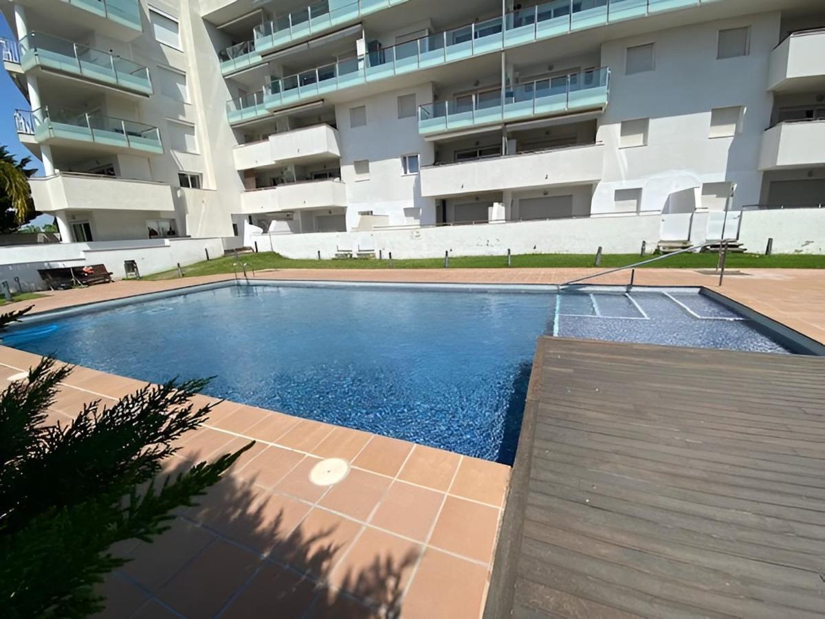 Appartement Superbe Rénové, Résidence Avec Piscine